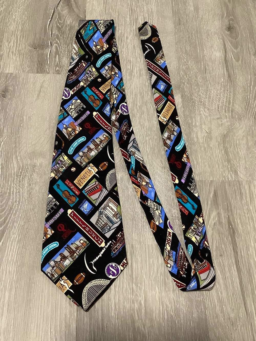Nicole Miller Pittsburgh necktie
